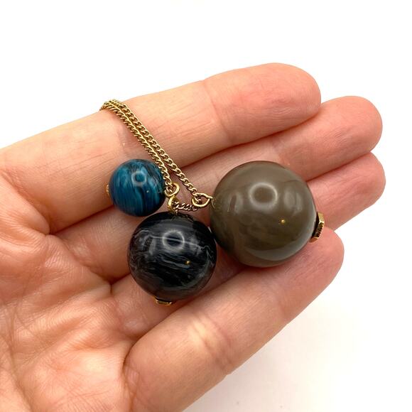 RARE Vtg MARC JACOBS 3 Planet Balls Marbles Pendant Necklace Gold Tone 32" Long - Picture 2 of 7